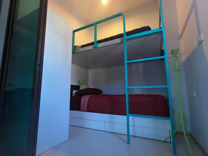 מיטות קומתיים