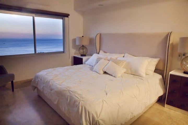 VISTA DORADA PENTHOUSE MALECON LA PAZ BCS