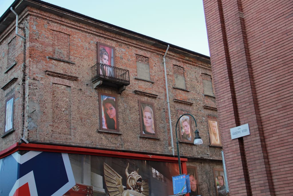 Museo del Cinema TORINO
Via VERDI angolo VIA Montebello