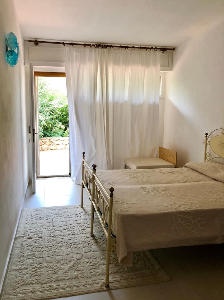 segundo dormitorio principal ( la cama se puede dividir en dos camas individuales)