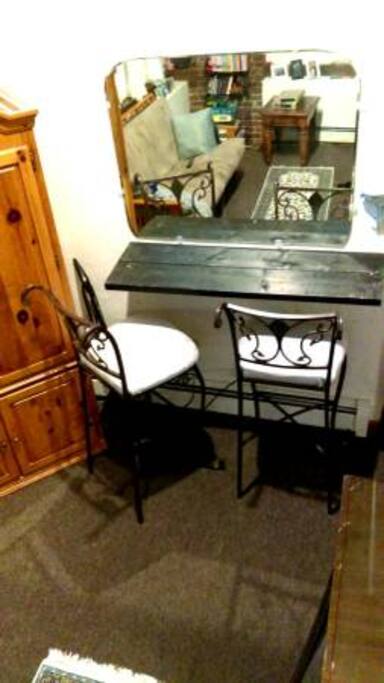 Breakfast Bar