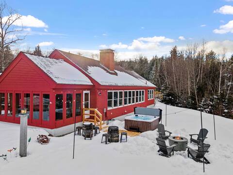 Ridgeview - The 70 acre White Mountain estate