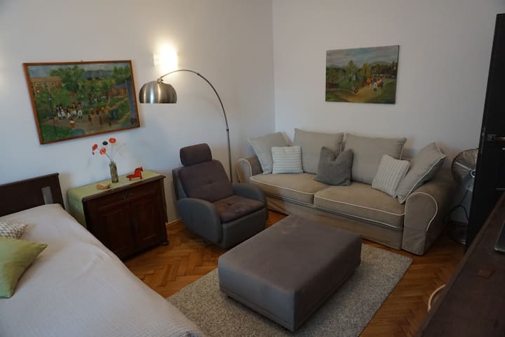 მისაღები ოთახი