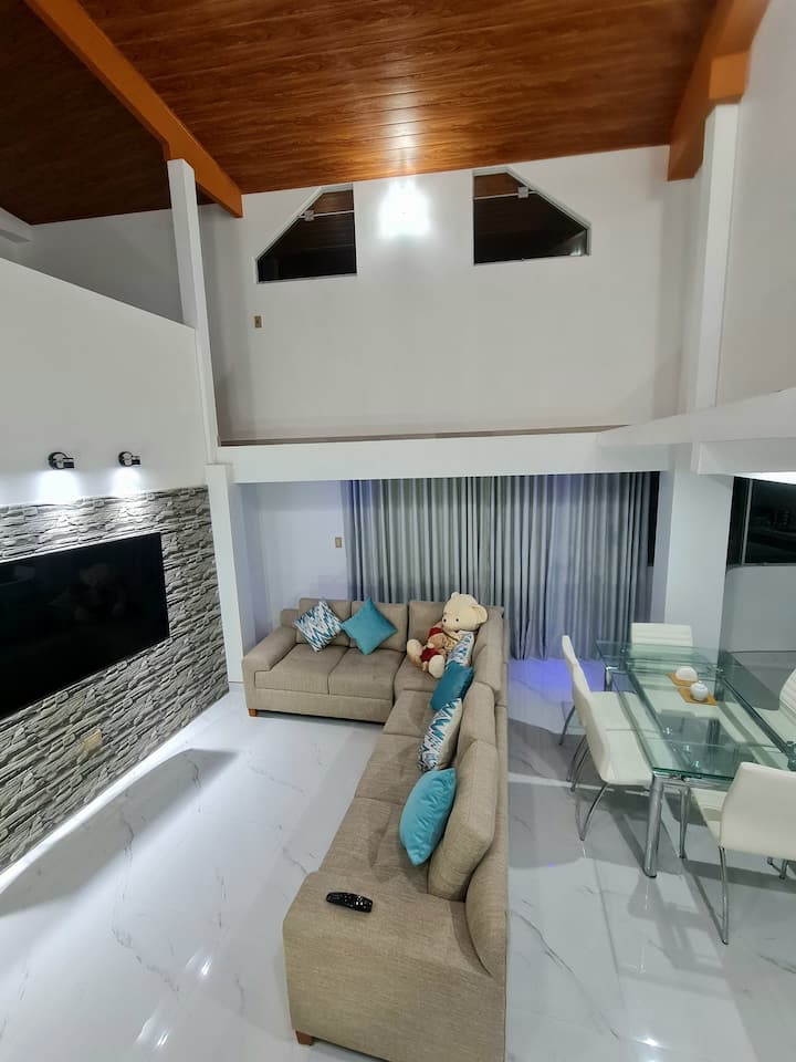 Hermoso Departamento Duplex En Urubamba
4to Piso - Urubamba