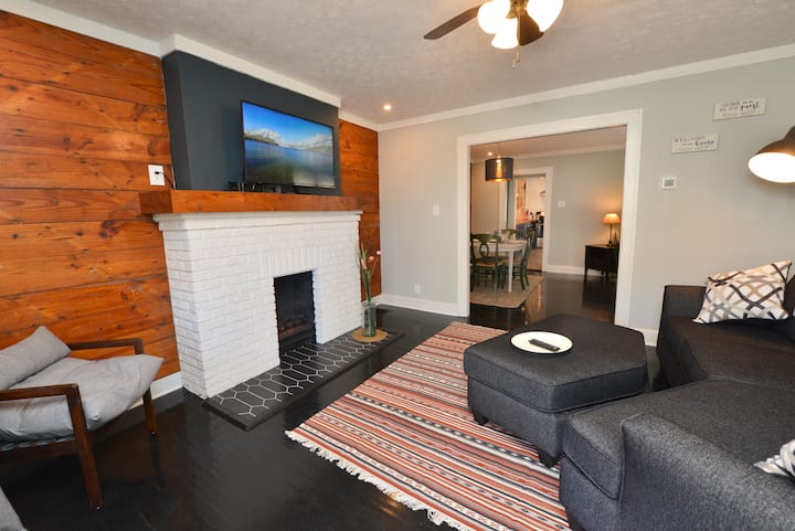 Convenient Apt Near Children’s Hospital-2 Guests - Columbus, OH