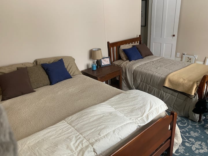 Mountain View Room: This room sleeps 3 and has one queen and one twin bed. This room also has a walk-in closet. A view of the Sunapee South Peak can be enjoyed from this room.
