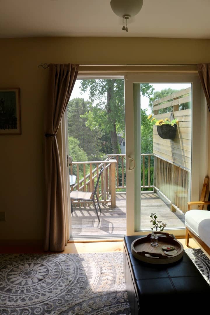 Cozy, Quiet Apt. In Housatonic, Great Barrington - West Stockbridge, MA