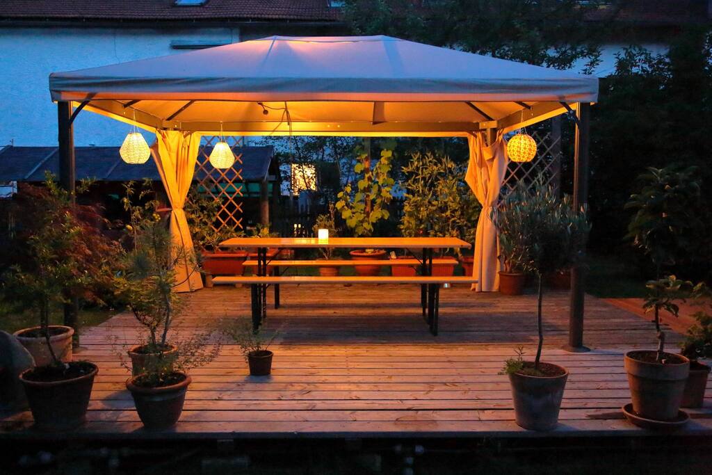Outdoor rec area