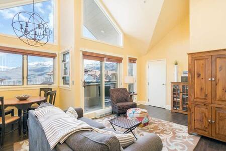 Blue Mesa Lodge #40A