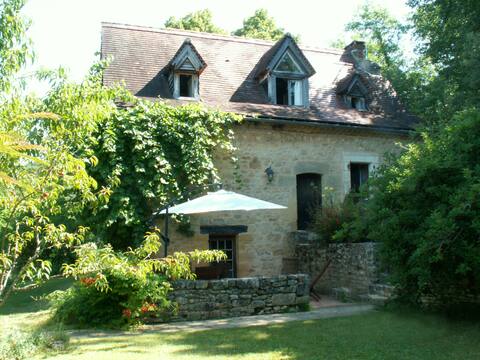 (BS) - Le Refuge des Cerfs - The invigorating dew