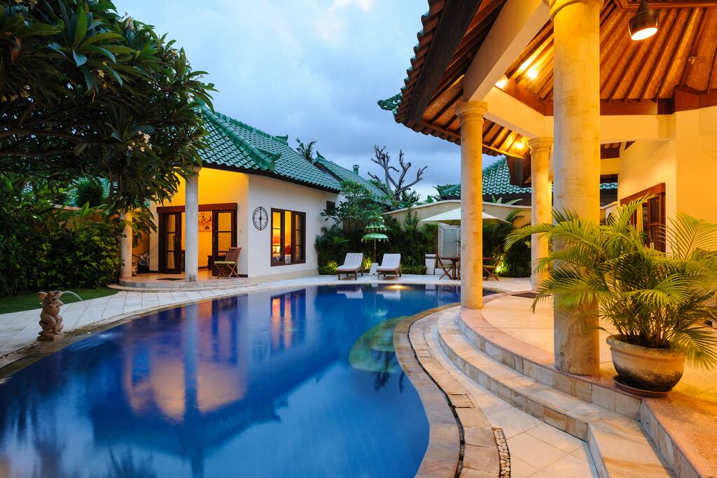 View of the twin Bedroom seperate Pavillion (to the left), your luxury pool and your outdoor living area (to the right).