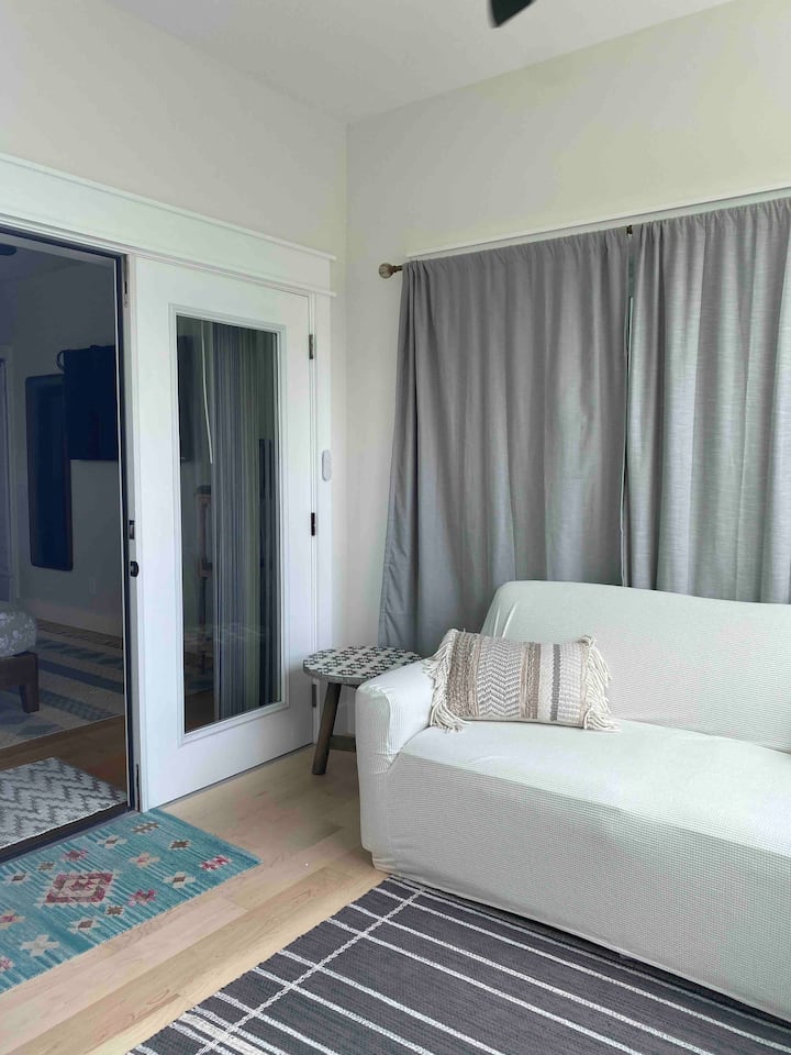 Private Entrance Suite W/ Pool, 5 Min From Beach - Charleston, SC