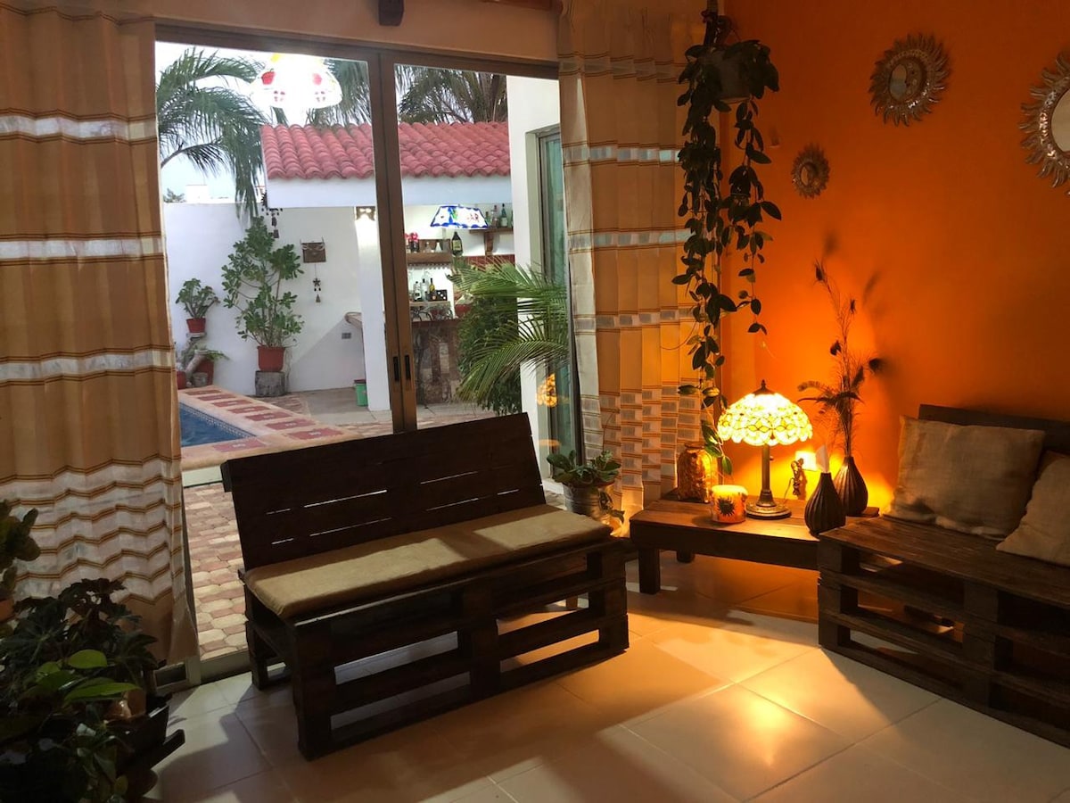 Top Airbnb: A beautiful little house 🏠 in Fraccionamiento Gran Santa Fe Ii