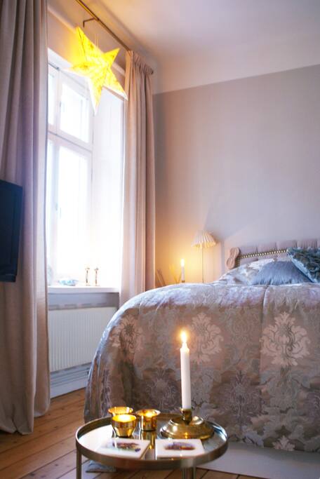Double Bed