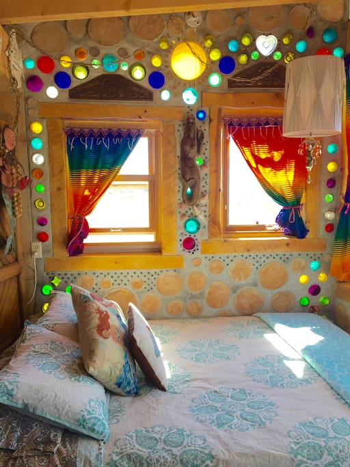 Very Comfy queen size bed