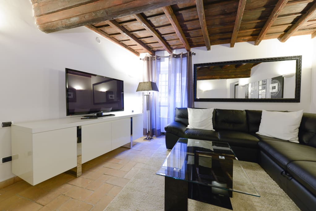 Living room - (Sleeps 2)