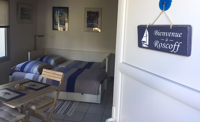 Studio dans quartier calme.