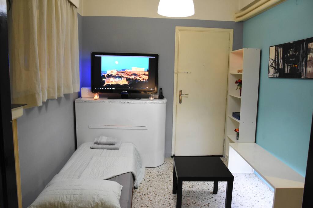 Large flat screen TV in lounge room