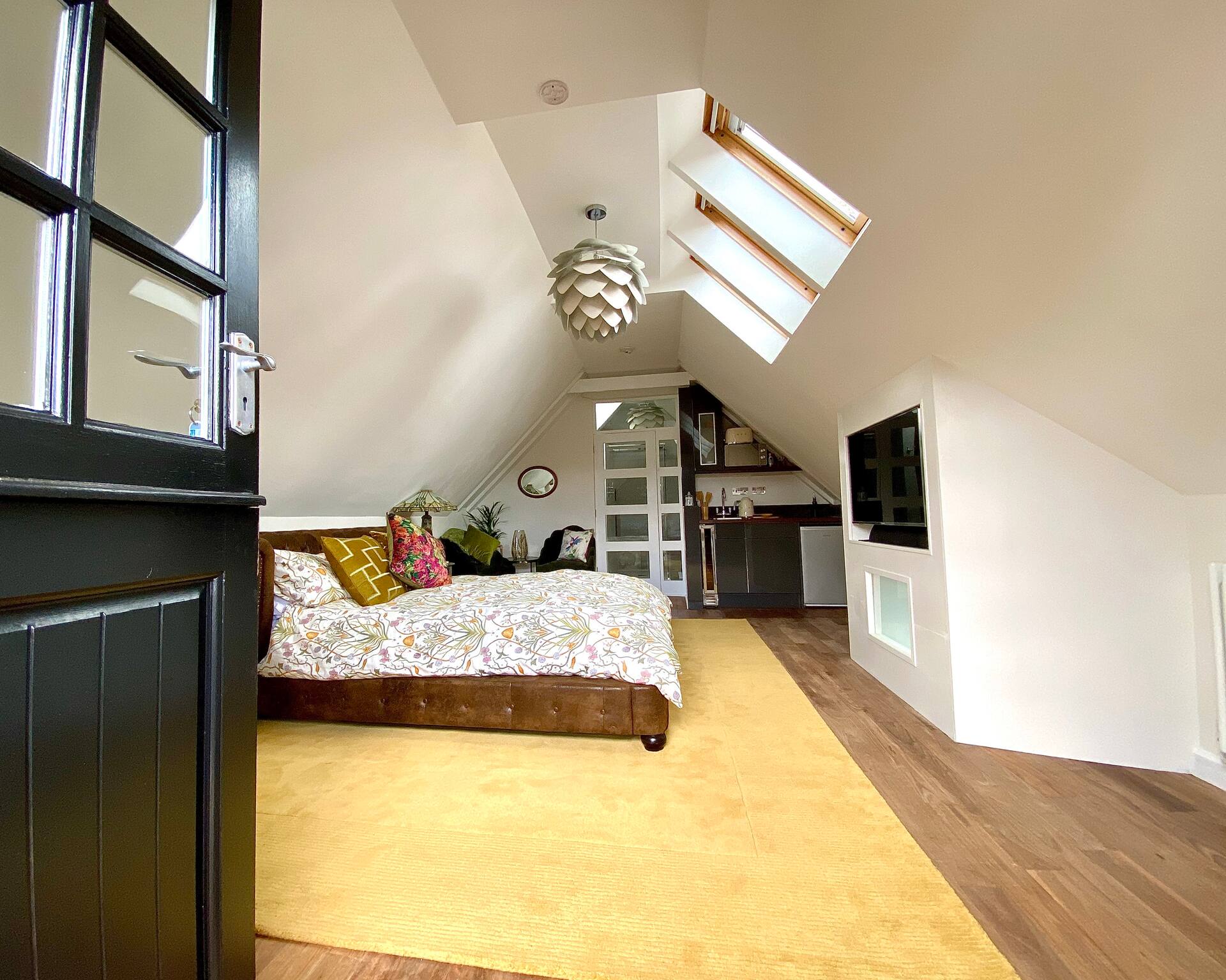 A Spacious, Modern & Contemporary Loft Space — foto 4