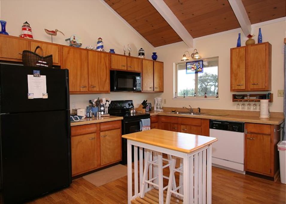 Fully equipped kitchen with BBQ on the back deck.