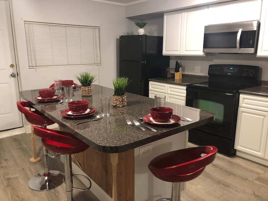 Airbnb Affordable Entire Place in Niagara Falls (USA)!!