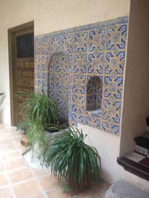 Detalle fuente del patio
