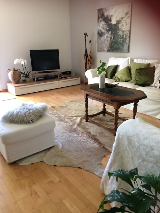 Lounge with TV