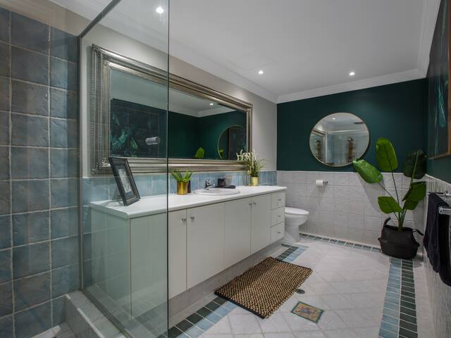 Venetian Canals Mandurah Apartment gallery image 5