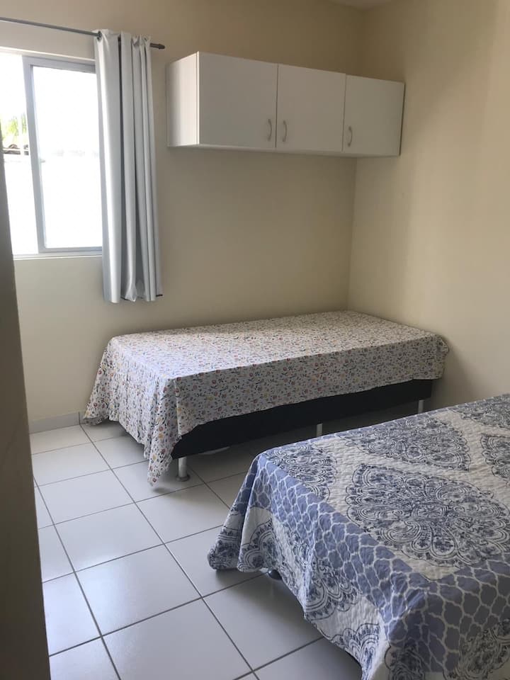 2 Krevate tek Dhoma e gjumit 3