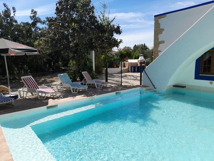Quinta Do Pomarinho 46328 / Al - Algarve