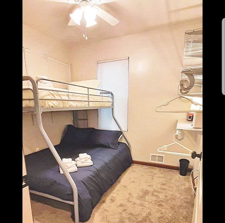 Middle Bedroom

***
200lbs weight capacity for top bunk!