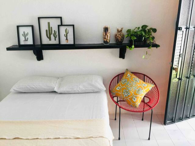 COZY ROOM  a few steps from the beach