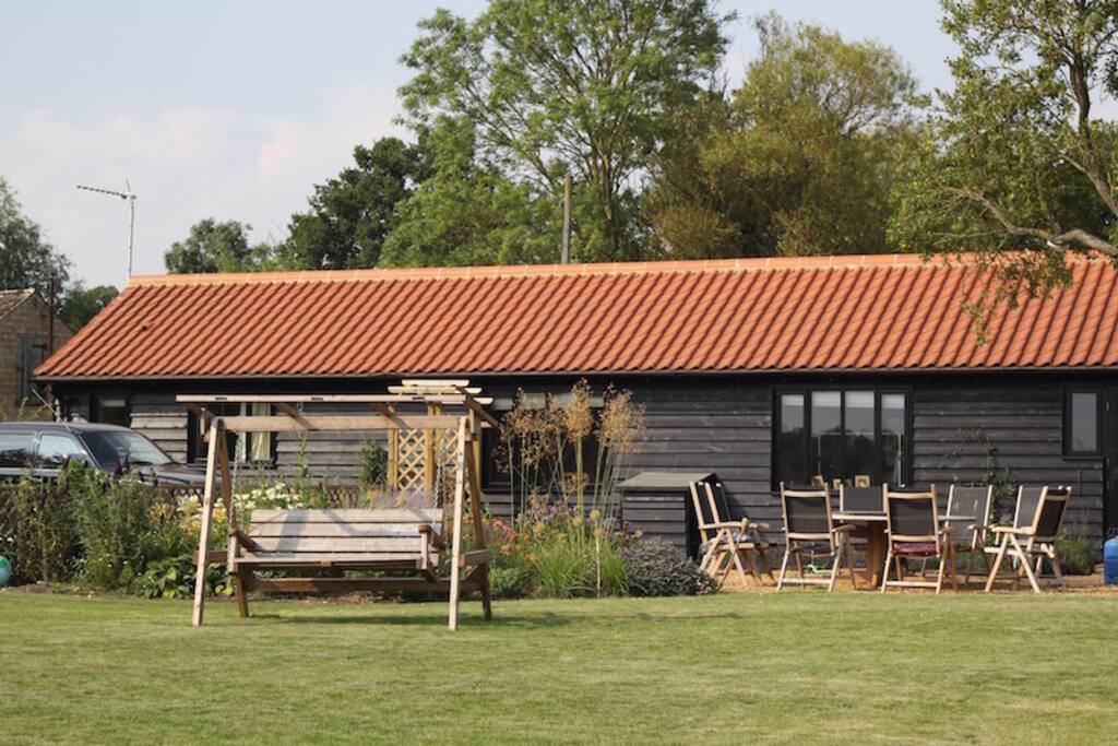 Rear view of The Barn