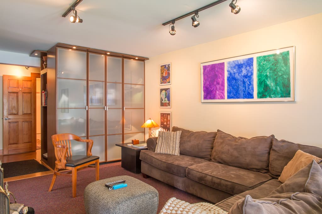 Living area with sectional sofa and Entertainment Console