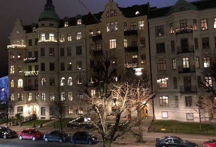 Large private room in the heart of Gothenburg