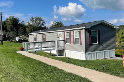 Charming 2BR Home, Minutes From PSU