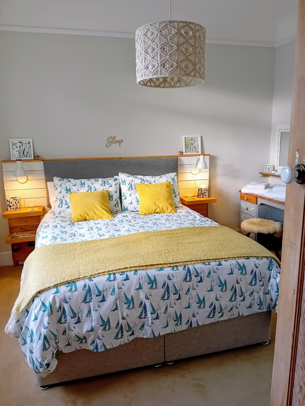 מיטת קינג סייז נוחה מאוד