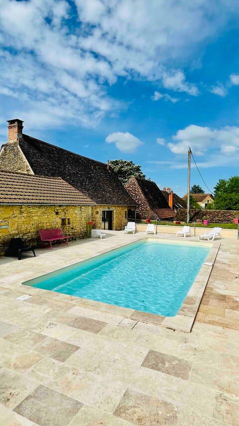 Sublime House with Pool in Dordogne