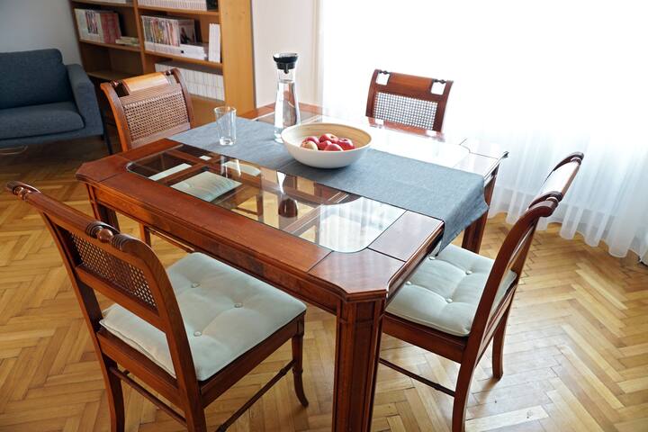 (86sqm) 2 Bedroom Apartment Near The City Center gallery image 2