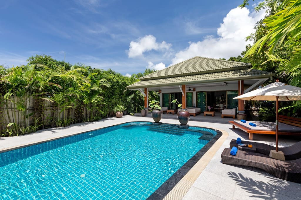 Pool & Terrace