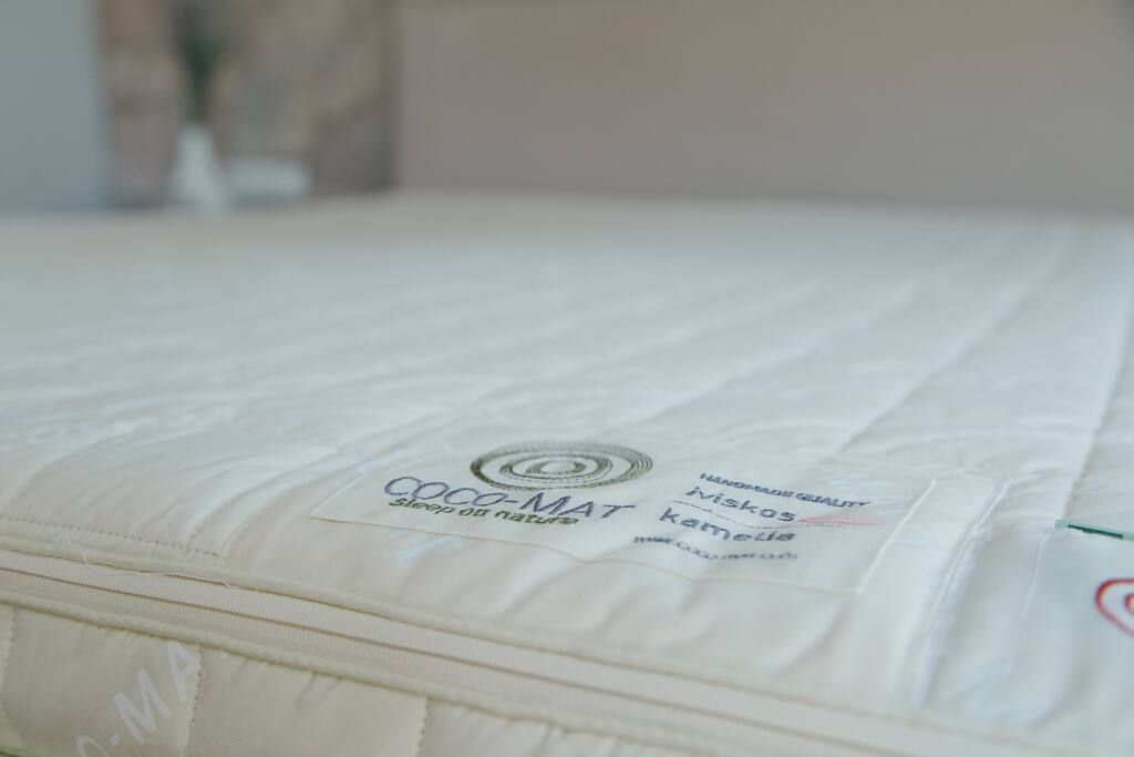COCO MAT bed
