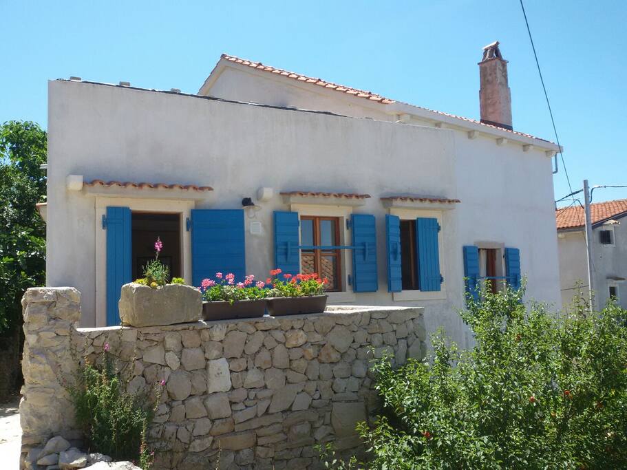 Entrance from the back of the house.