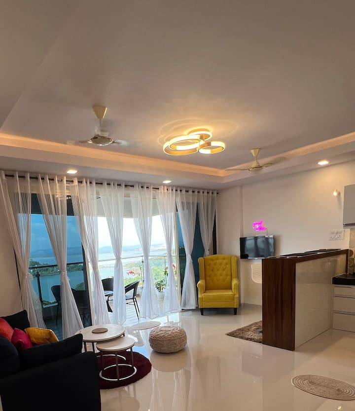 Panoramic Sea & Island View 2bhk Apartment - Goa