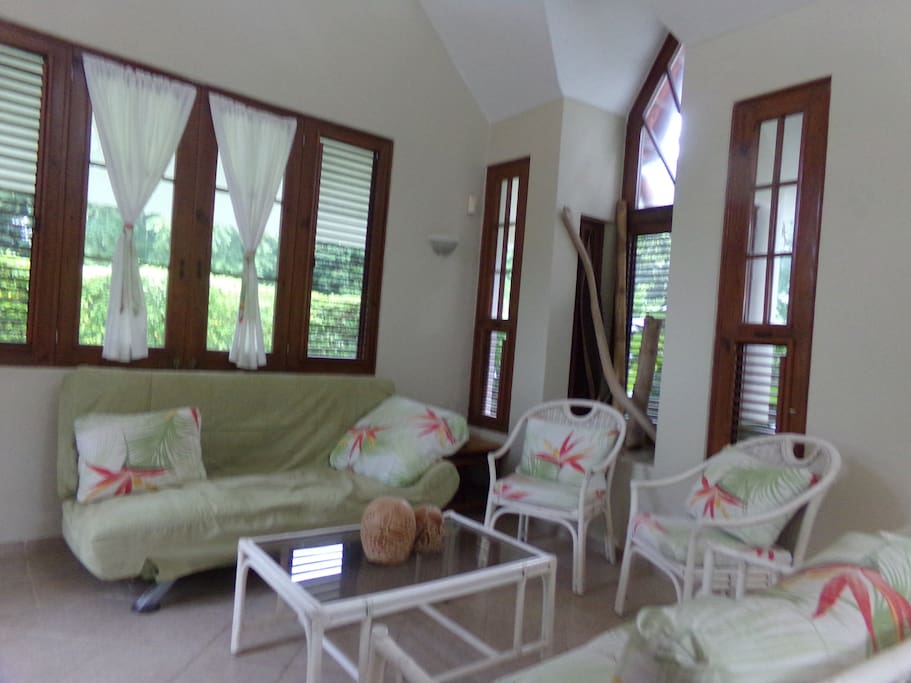 sitting area