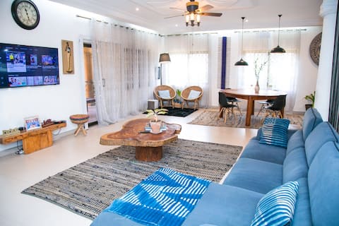 Stylish African-chic Urban Apartment @ East Legon
