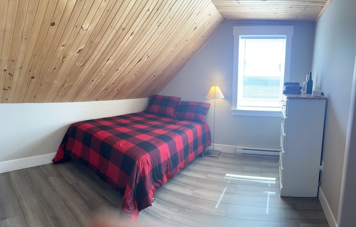 BEDROM # 2 ზედა დონე