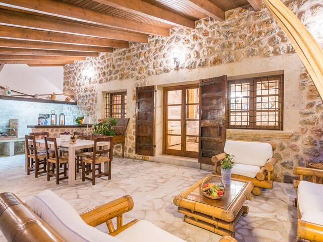 Es Puchet gallery image 5