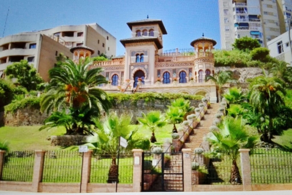 Casa de los Navajas (junto a entrada a Residencial Bajondillo)