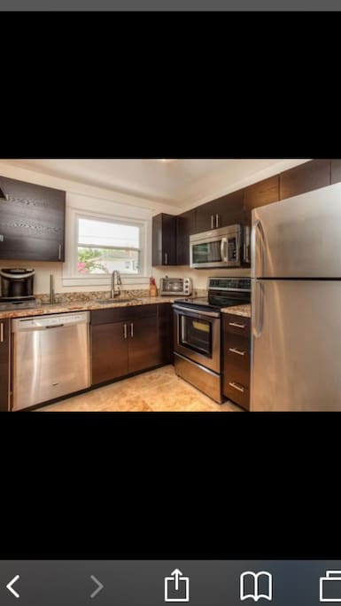 Full kitchen
