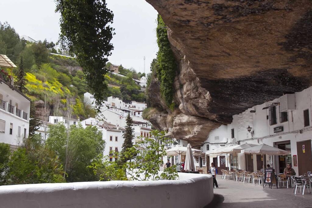calle cueva